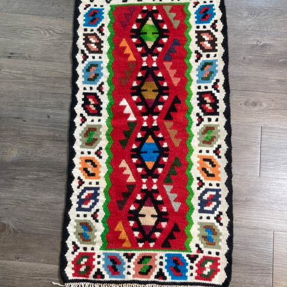 Sarajuevo Hand Loomed Prayer Rug - Picture 8 of 8